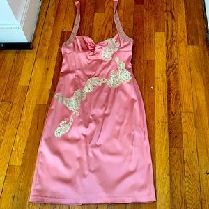 Satin dress w lace design